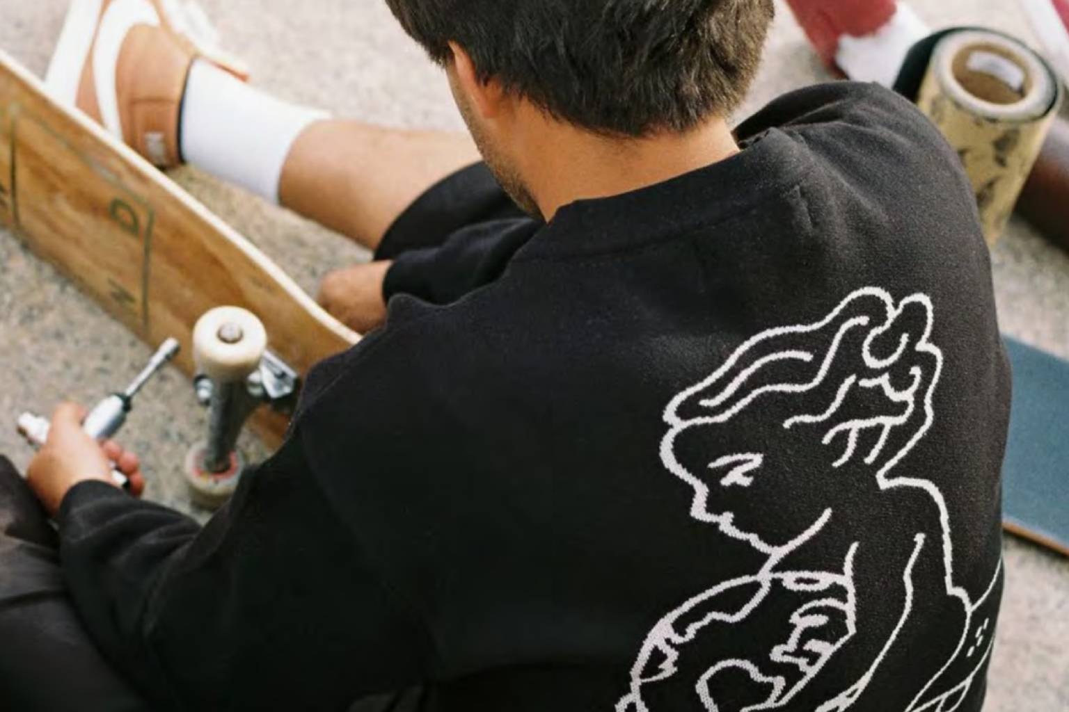 Estilo Skater: Mucho Más Que una Tabla – Viste Como Patinas